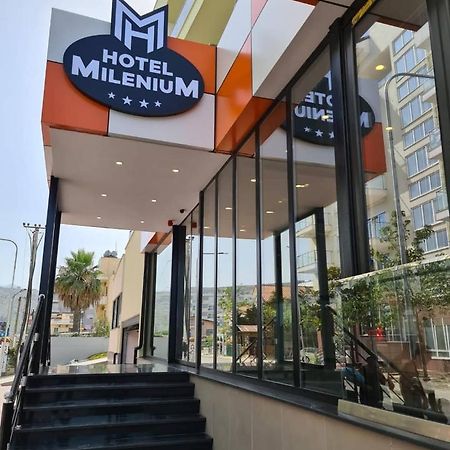 Milenium Hotel Shëngjin 외부 사진